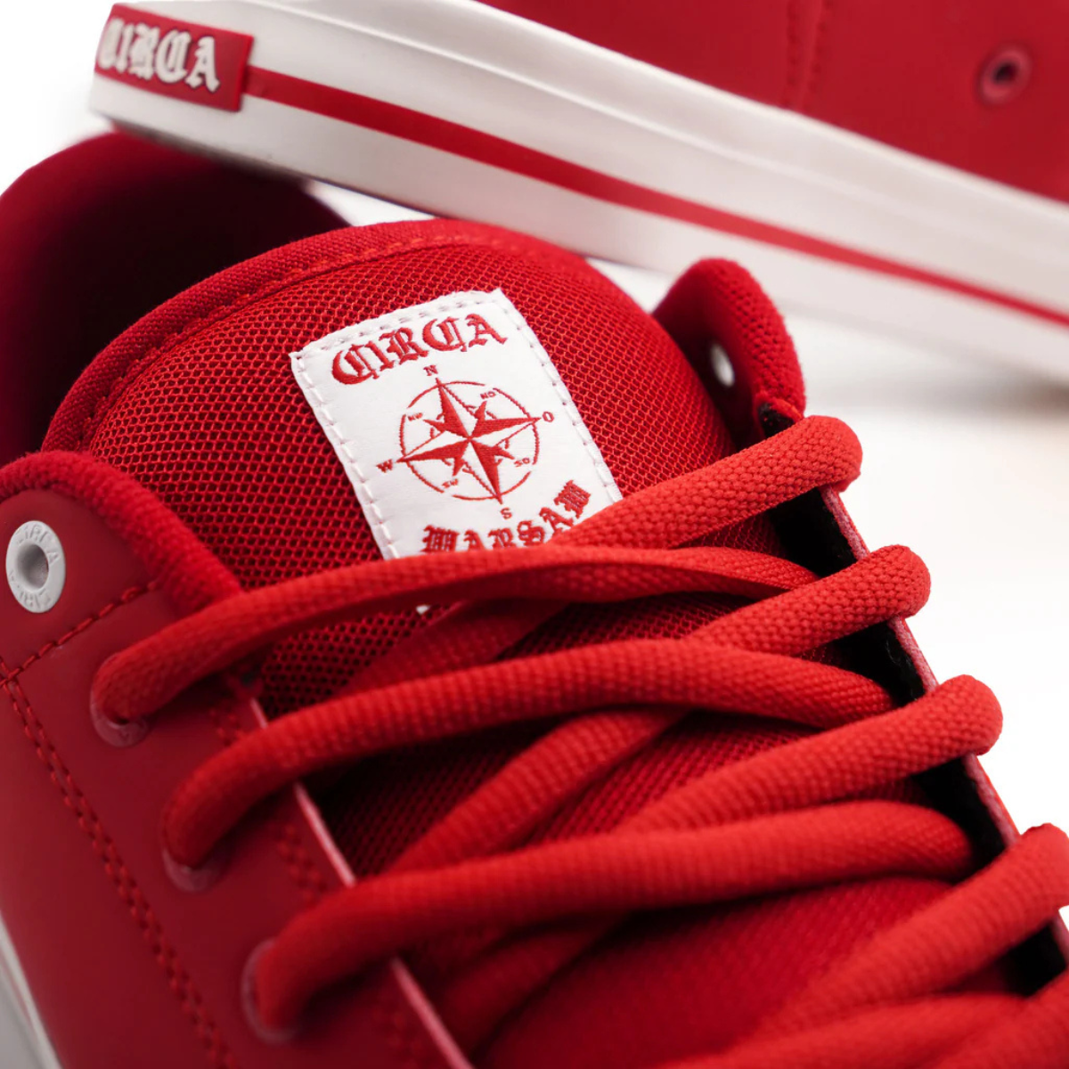 AL 50 BRIGHT RED WHITE