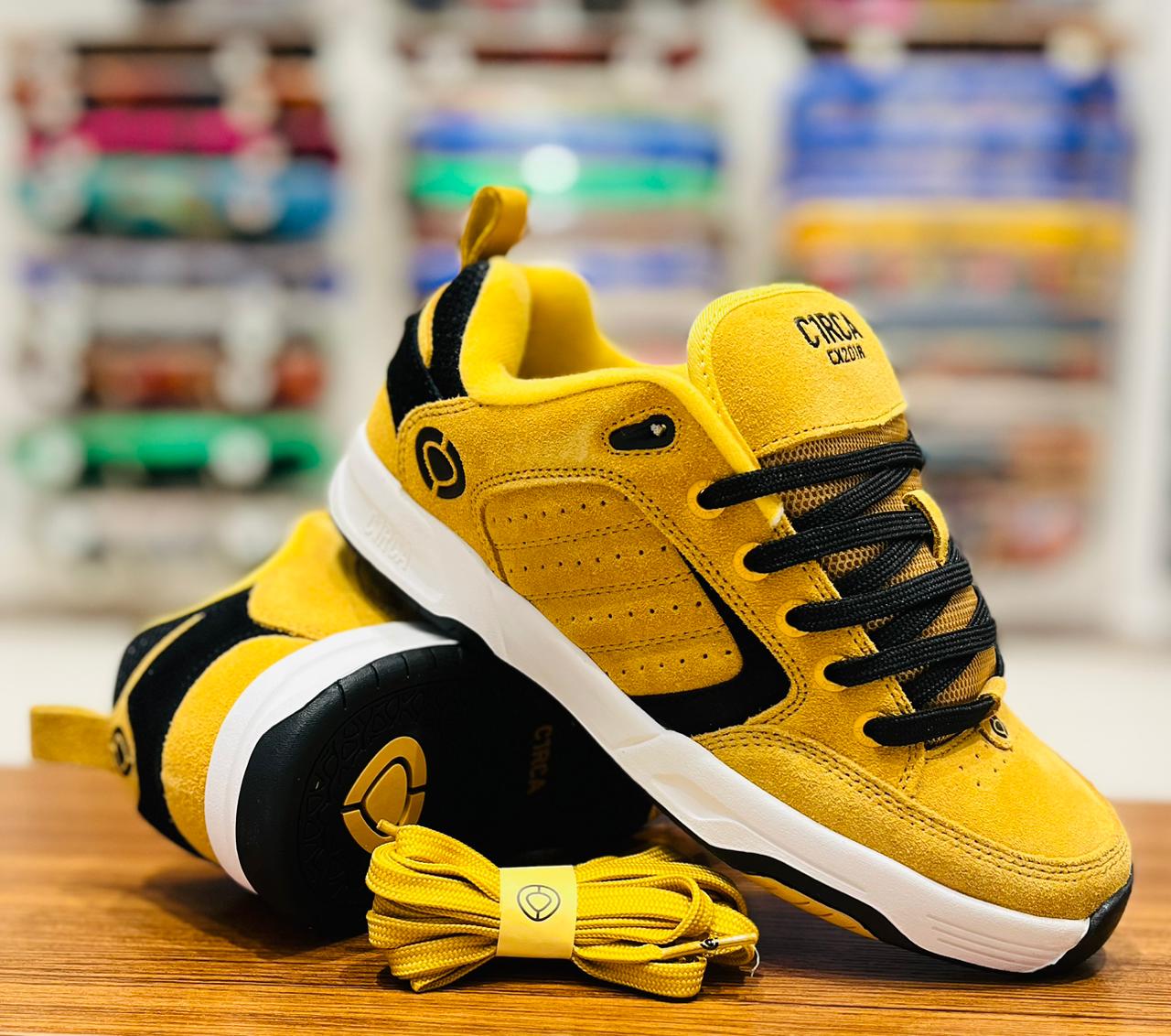 CX201R OCHRE BLACK WHITE